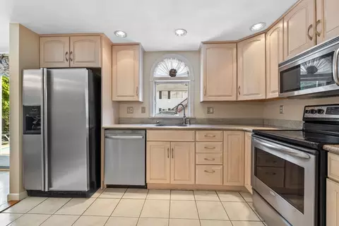151 Estes St, Everett, MA 02149 photo 7