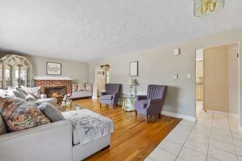 151 Estes St, Everett, MA 02149 photo 6