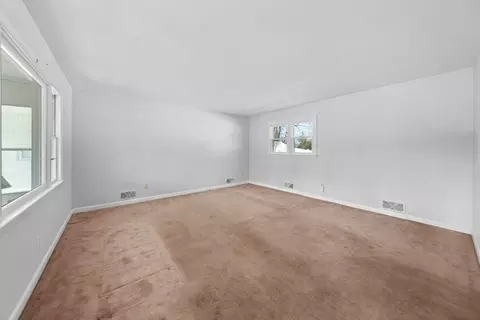 Living - 301 Main St, Acushnet, MA 02743 photo 1 of 2