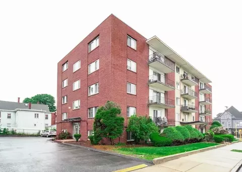 80 Main St #4, Malden, MA 02148