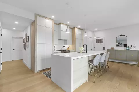 4 Payne St #ONE, Boston, MA 02122