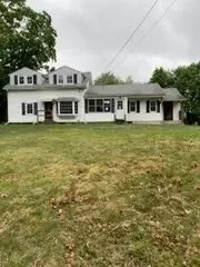 273 Dunhamtown Palmer Rd, Brimfield, MA 01010