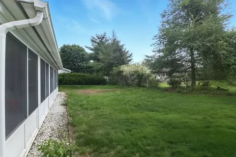 42 Jacob St, Chicopee, MA 01020 photo 22