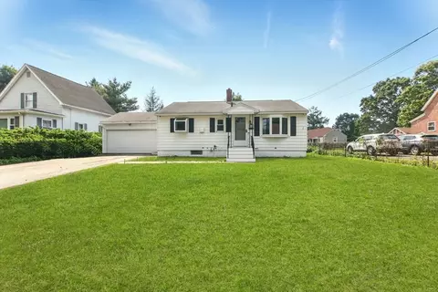 42 Jacob St, Chicopee, MA 01020 photo 24