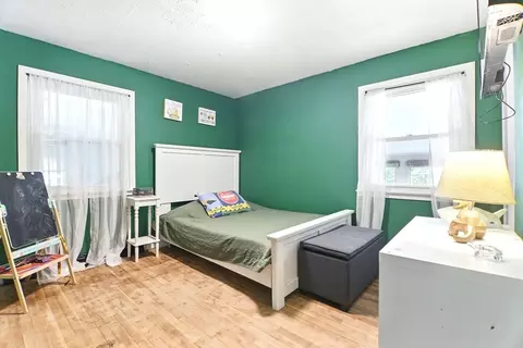 42 Jacob St, Chicopee, MA 01020 photo 12
