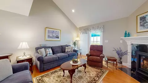 67 Cobblestone Ln #63, Worcester, MA 01606 photo 13