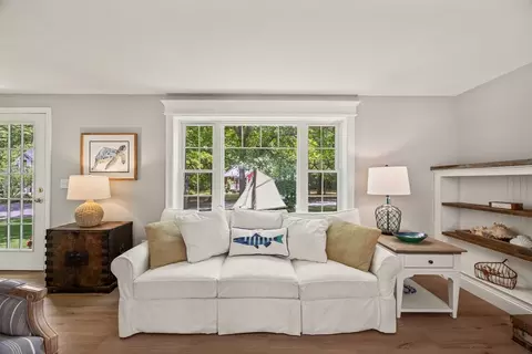 Living - 111 Richardson Rd, Centerville, MA 02632 photo 2 of 3