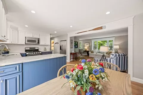 Kitchen - 111 Richardson Rd, Centerville, MA 02632 photo 2 of 5
