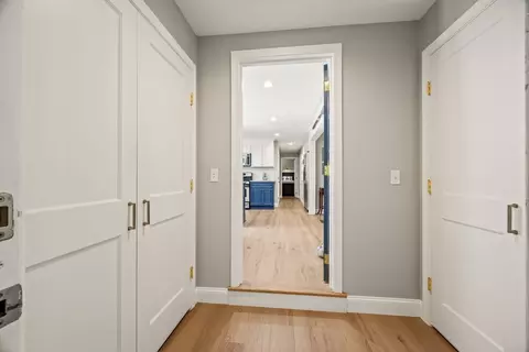 Entry Way - 111 Richardson Rd, Centerville, MA 02632 photo 4 of 5