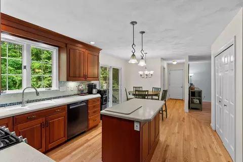 2 Hickory Ln, Georgetown, MA 01833 photo 6