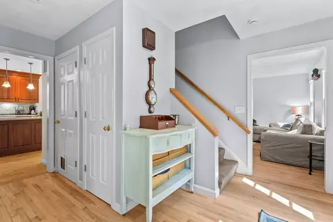 2 Hickory Ln, Georgetown, MA 01833 photo 5