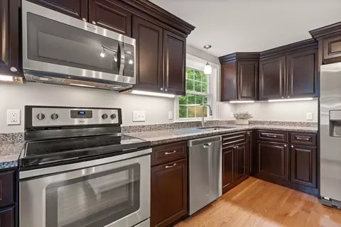 169 Dailey Dr, Franklin, MA 02038 photo 11