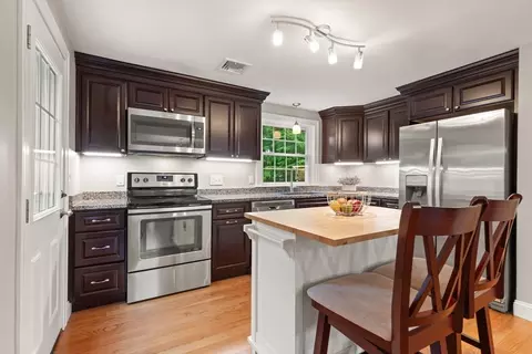 169 Dailey Dr, Franklin, MA 02038 photo 10