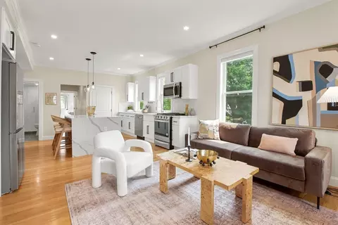 34 Leniston St #2, Boston, MA 02131