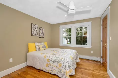 35 Warren Ave, Reading, MA 01867 photo 20