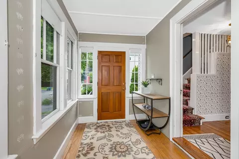 35 Warren Ave, Reading, MA 01867 photo 3