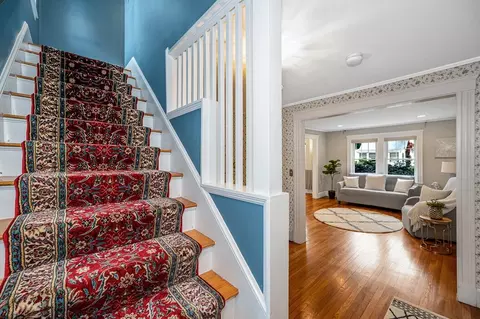 35 Warren Ave, Reading, MA 01867 photo 19