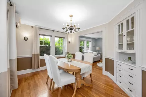 35 Warren Ave, Reading, MA 01867 photo 11