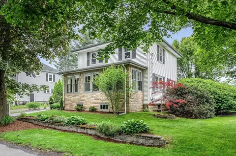 35 Warren Ave, Reading, MA 01867 photo 32