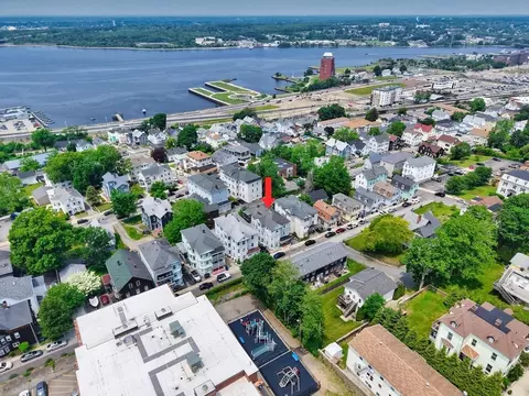 62-64 School St, Fall River, MA 02720 photo 3