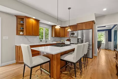 Kitchen - 285 Summer St, North Andover, MA 01845 photo 4 of 4