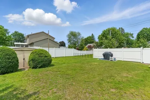 80 Frontenac St, Chicopee, MA 01020 photo 26