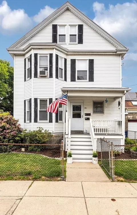 87 Selwyn St, Roslindale, MA 02131