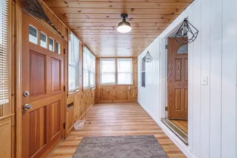 71 Daviston St, Springfield, MA 01108 photo 9