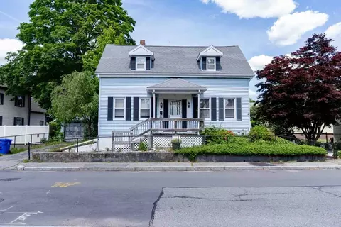 19 Mason St, Taunton, MA 02780