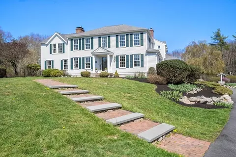 619 Main St, Hanover, MA 02339
