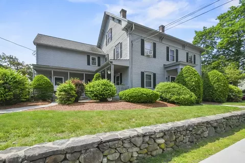 192 Pleasant St #3, Leominster, MA 01453