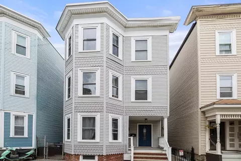 10 Peters #2, Boston, MA 02127