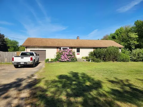 74 Sabin St, Belchertown, MA 01007