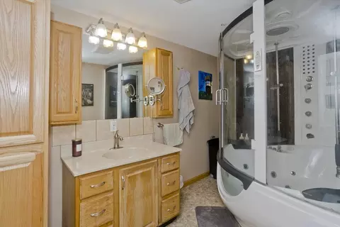 391 Plumtree Rd, Springfield, MA 01118 photo 22
