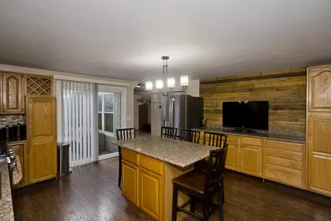 391 Plumtree Rd, Springfield, MA 01118 photo 12