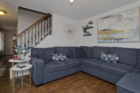 391 Plumtree Rd, Springfield, MA 01118 photo 7