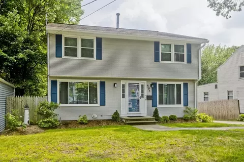 391 Plumtree Rd, Springfield, MA 01118