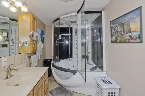 391 Plumtree Rd, Springfield, MA 01118 photo 23