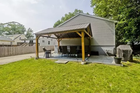 391 Plumtree Rd, Springfield, MA 01118 photo 40