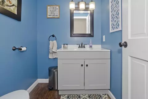 391 Plumtree Rd, Springfield, MA 01118 photo 17