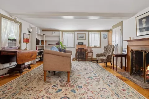 16 Pine St, Gloucester, MA 01930 photo 6