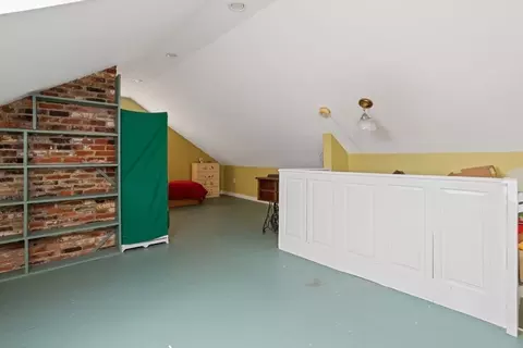 16 Pine St, Gloucester, MA 01930 photo 32