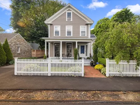 55 Dwight St, Dedham, MA 02026