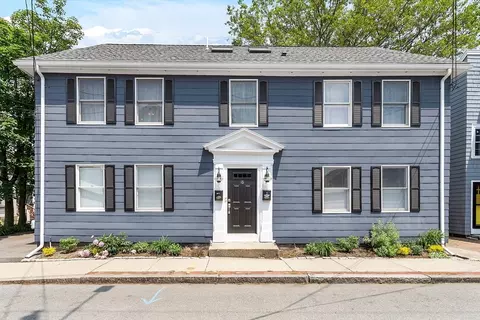 15 Hardy St #2, Salem, MA 01970