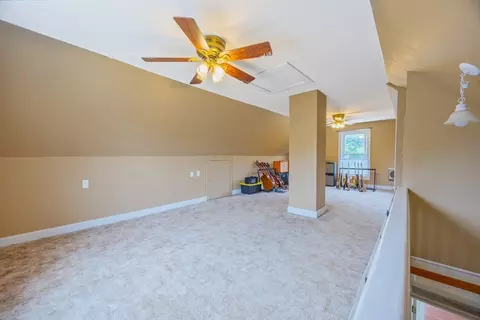 Entry Way - 38 Nye St, Chicopee, MA 01020 photo 5 of 5
