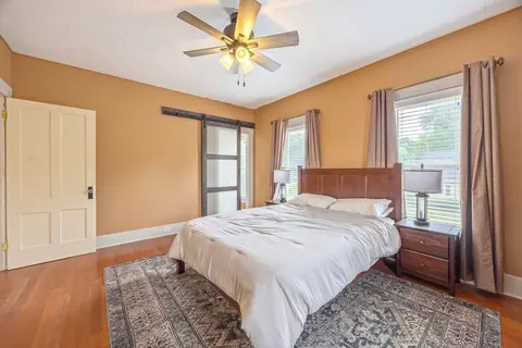 Bedroom - 38 Nye St, Chicopee, MA 01020 photo 5 of 6