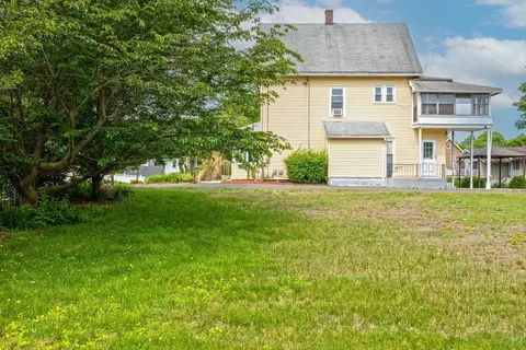 Exterior - 38 Nye St, Chicopee, MA 01020 photo 6 of 8