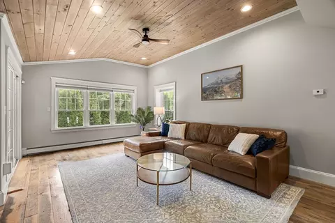 26 Woodward Ave, Reading, MA 01867 photo 8