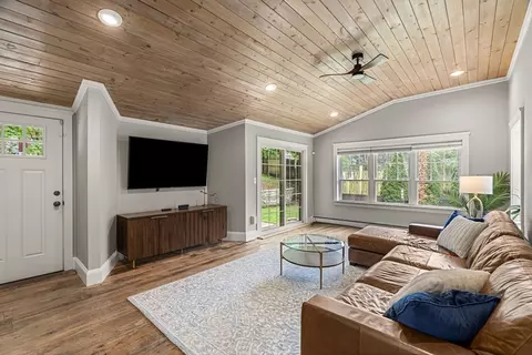 26 Woodward Ave, Reading, MA 01867 photo 7