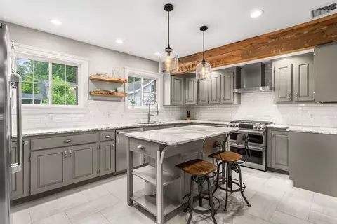 26 Woodward Ave, Reading, MA 01867 photo 3